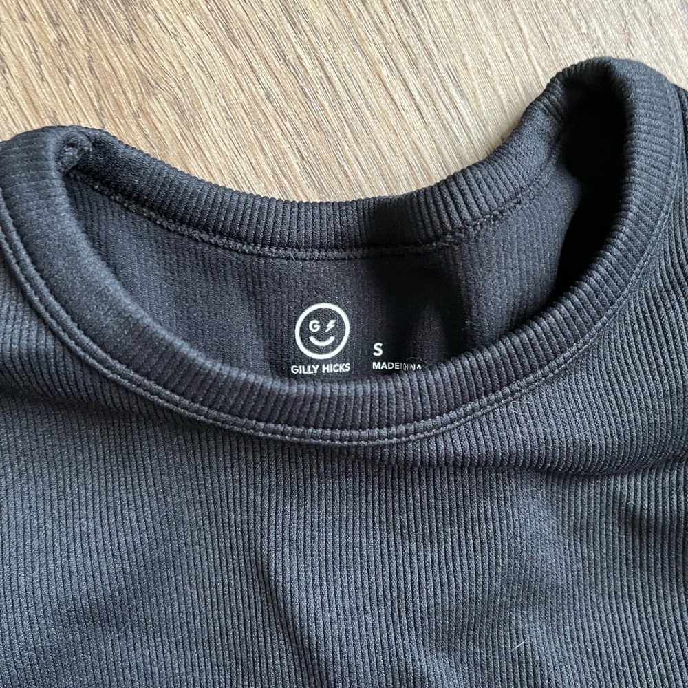 Gilly Hicks Black Ribbed Baby Tee